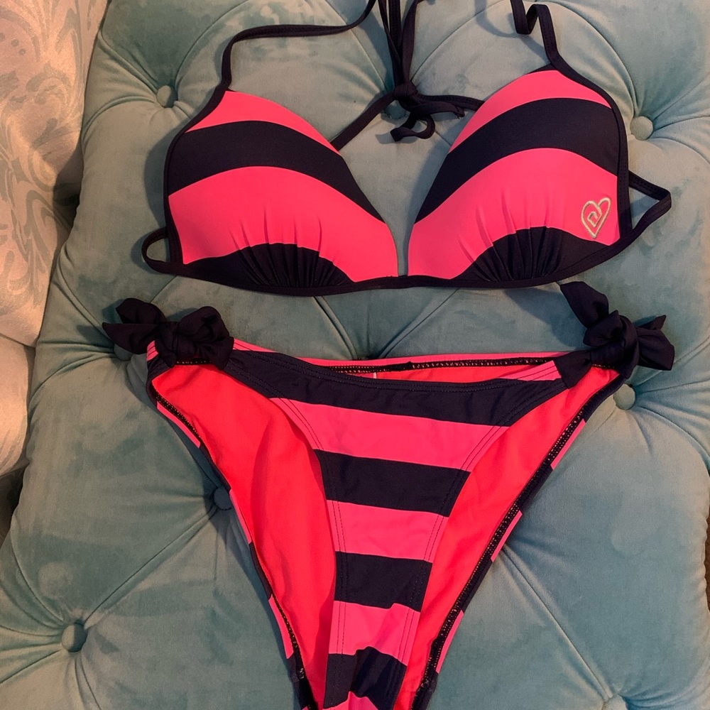 👙Free Add On - NWOT - Blue & Pink Bikini - Medium